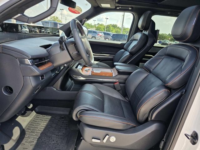 2025 Lincoln Navigator Black Label