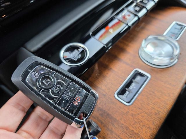 2025 Lincoln Navigator Black Label