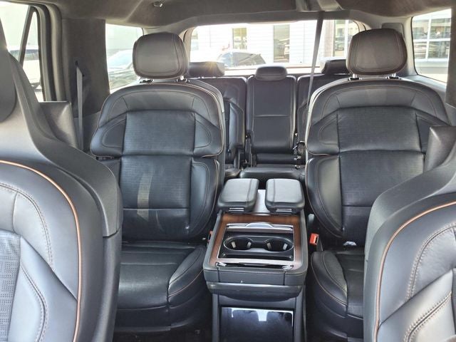 2025 Lincoln Navigator Black Label
