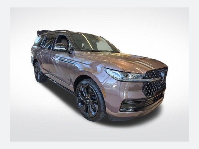 2027 Lincoln Navigator
