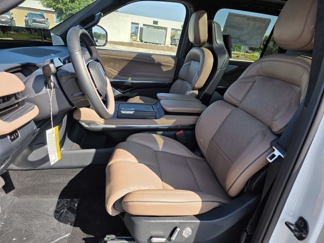 2027 Lincoln Navigator Black Label