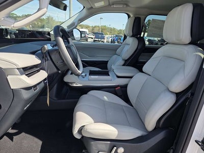 2026 Lincoln Navigator Premiere