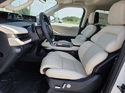 2027 Lincoln Navigator Premiere