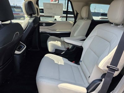 2027 Lincoln Navigator Reserve