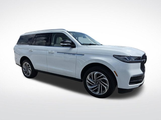 2027 Lincoln Navigator Reserve
