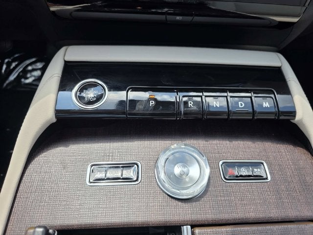2027 Lincoln Navigator Reserve