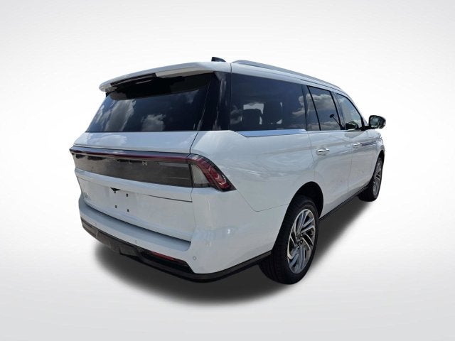 2027 Lincoln Navigator Reserve