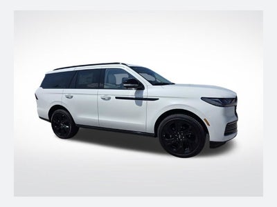 2027 Lincoln Navigator Reserve