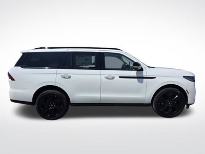 2027 Lincoln Navigator Reserve