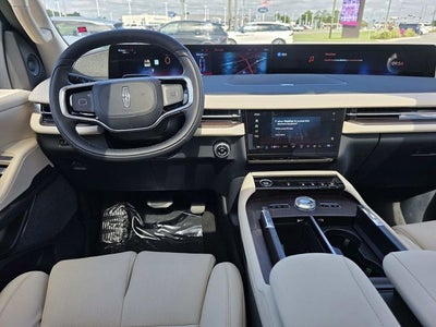 2027 Lincoln Navigator Reserve