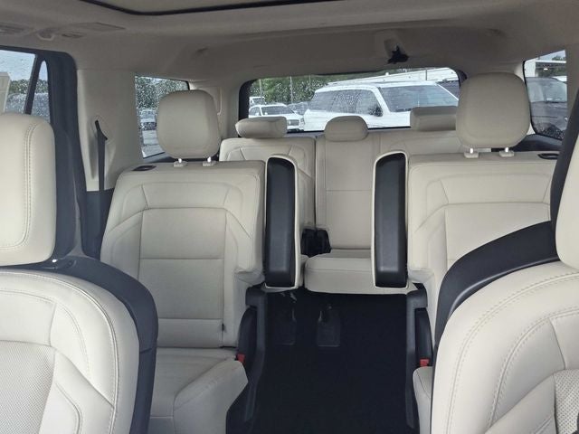 2027 Lincoln Navigator Reserve