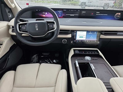 2027 Lincoln Navigator Reserve