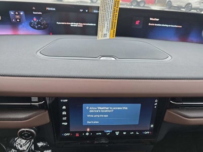 2027 Lincoln Navigator Reserve