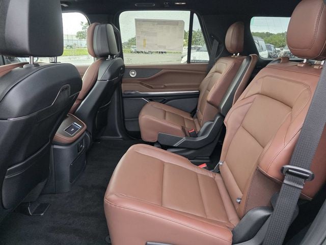 2027 Lincoln Navigator Reserve