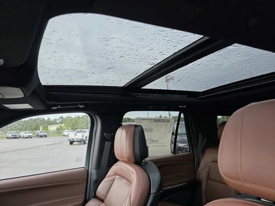 2027 Lincoln Navigator Reserve