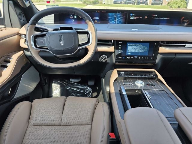 2027 Lincoln Navigator Black Label