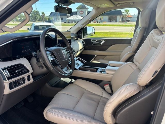 2022 Lincoln Navigator L Reserve
