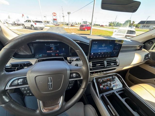 2022 Lincoln Navigator L Reserve