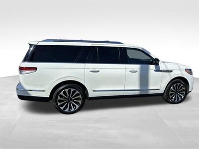 2022 Lincoln Navigator L Reserve