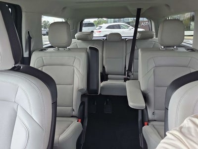 2026 Lincoln Navigator L Reserve