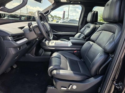 2025 Lincoln Navigator L Reserve