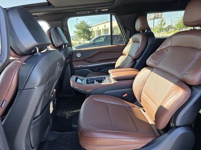 2025 Lincoln Navigator L Reserve