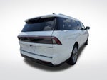 2027 Lincoln Navigator L Reserve
