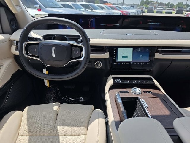 2027 Lincoln Navigator L Reserve