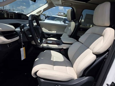 2027 Lincoln Navigator L Reserve