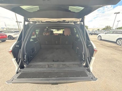 2025 Lincoln Navigator L Reserve
