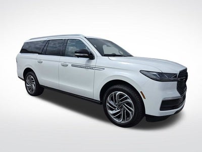 2026 Lincoln Navigator L Reserve