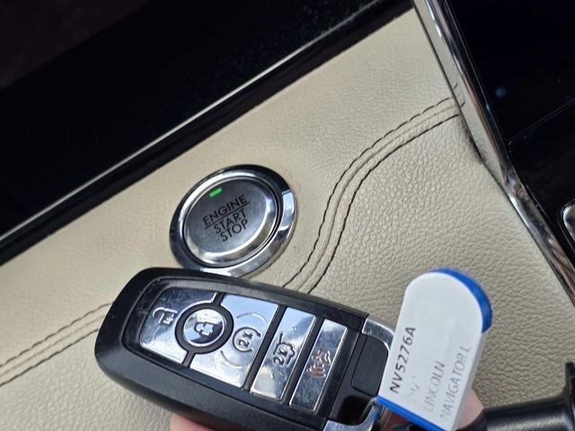 2021 Lincoln Navigator L Reserve