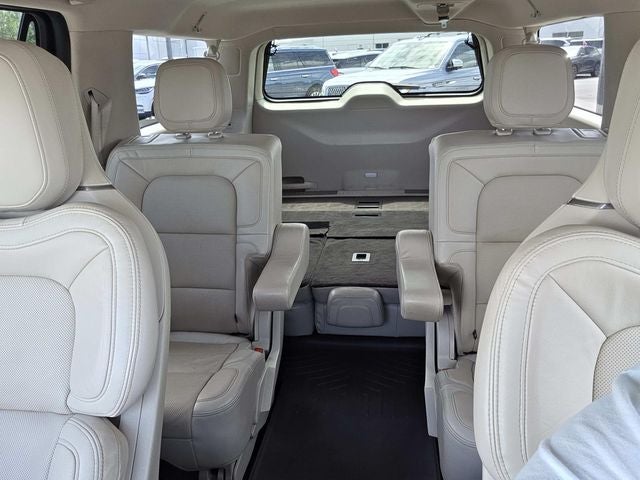2021 Lincoln Navigator L Reserve
