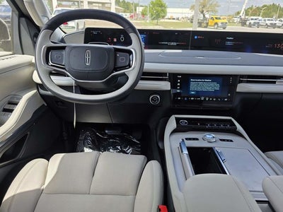 2026 Lincoln Navigator L Premiere