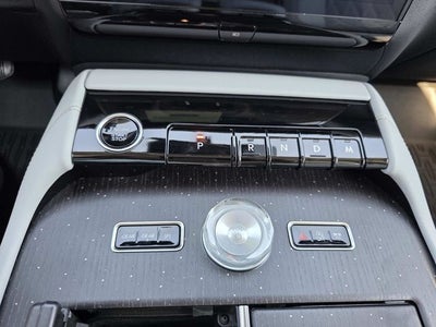 2027 Lincoln Navigator L Black Label