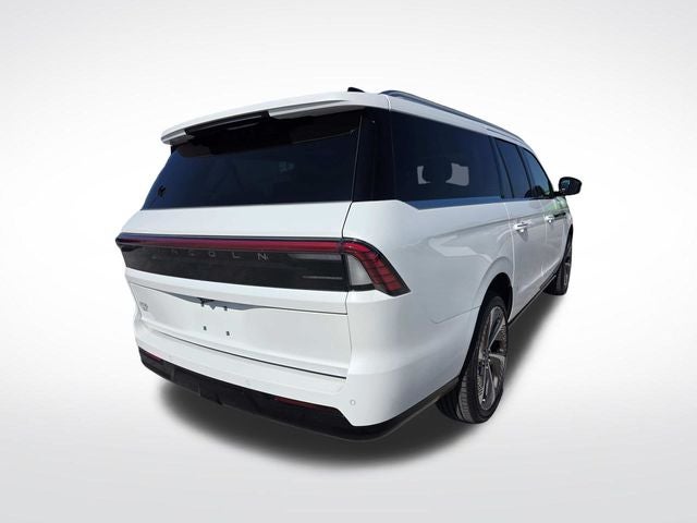 2027 Lincoln Navigator L Black Label