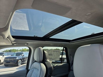 2027 Lincoln Navigator L Black Label