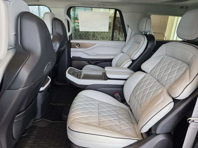2026 Lincoln Navigator L Black Label
