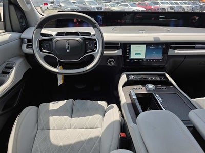 2027 Lincoln Navigator L Black Label