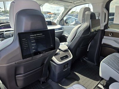 2027 Lincoln Navigator L Black Label