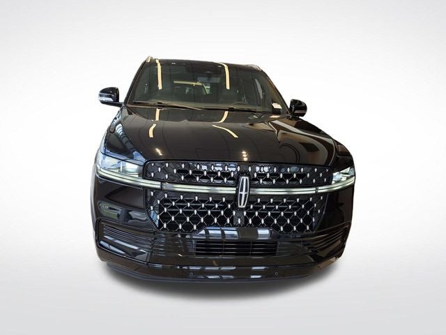 2027 Lincoln Navigator L Black Label
