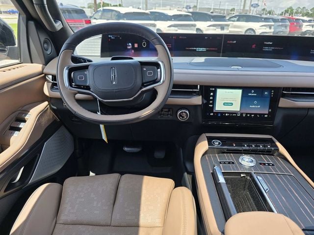 2026 Lincoln Navigator L Black Label