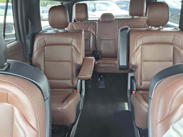 2027 Lincoln Navigator L Reserve