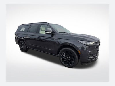 2027 Lincoln Navigator L Reserve