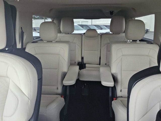 2027 Lincoln Navigator L Reserve