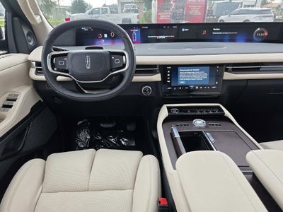 2027 Lincoln Navigator L Reserve