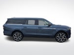 2027 Lincoln Navigator L Reserve