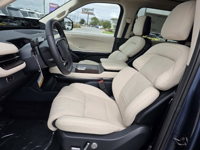2027 Lincoln Navigator L Reserve