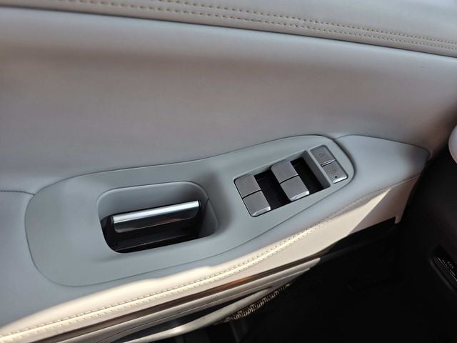 2027 Lincoln Navigator L Black Label