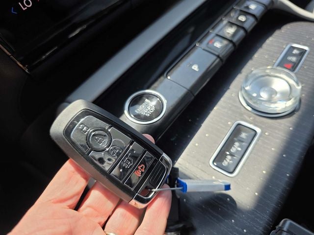 2027 Lincoln Navigator L Black Label